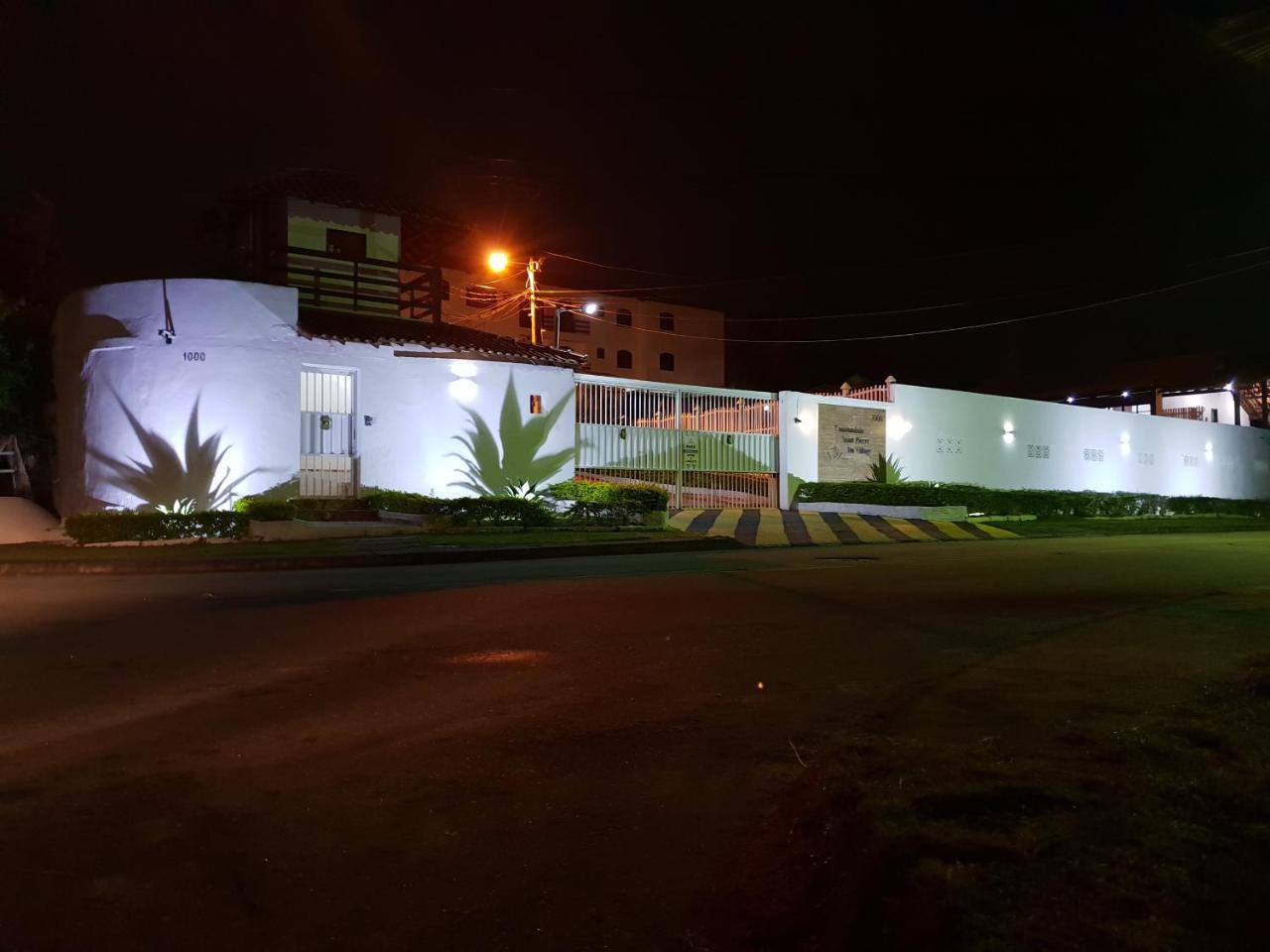 Cantinho Do Village São Pedro da Aldeia エクステリア 写真